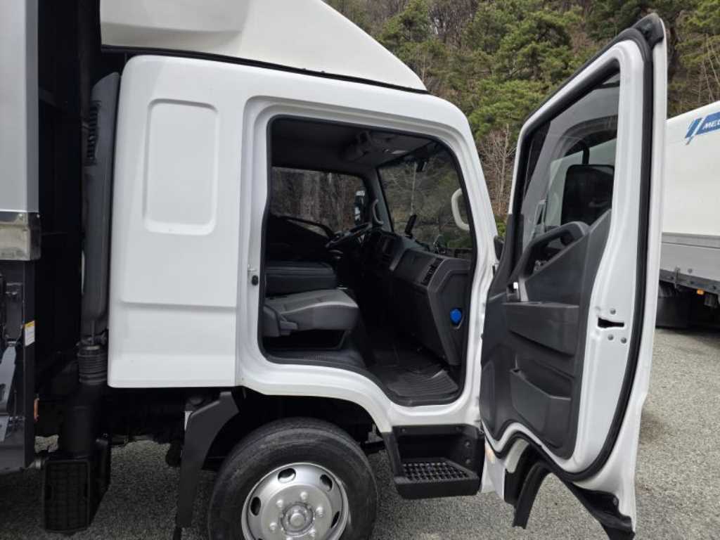 medium and large cargo truck 2018 Blanco - Importación desde Corea - HF Imports Iquique - Foto 17