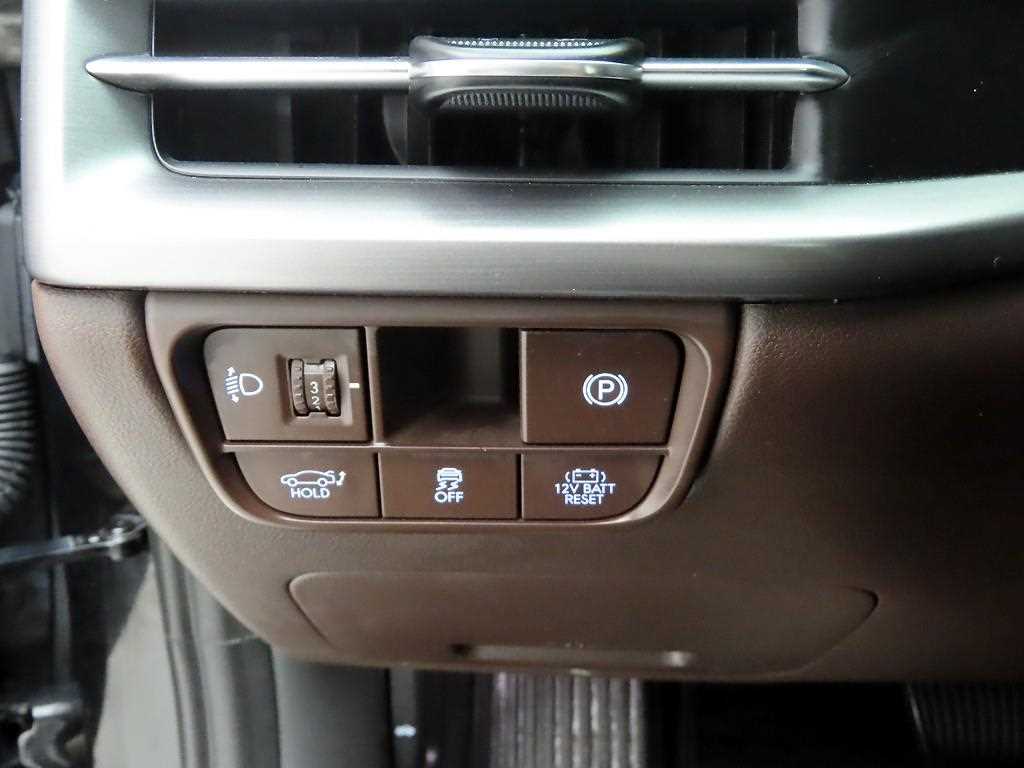 HYUNDAI Grandeur - Vista 12