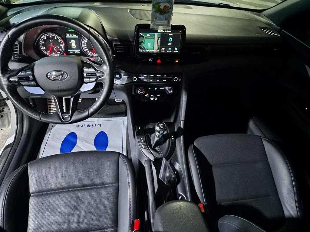 HYUNDAI Veloster - Vista 9