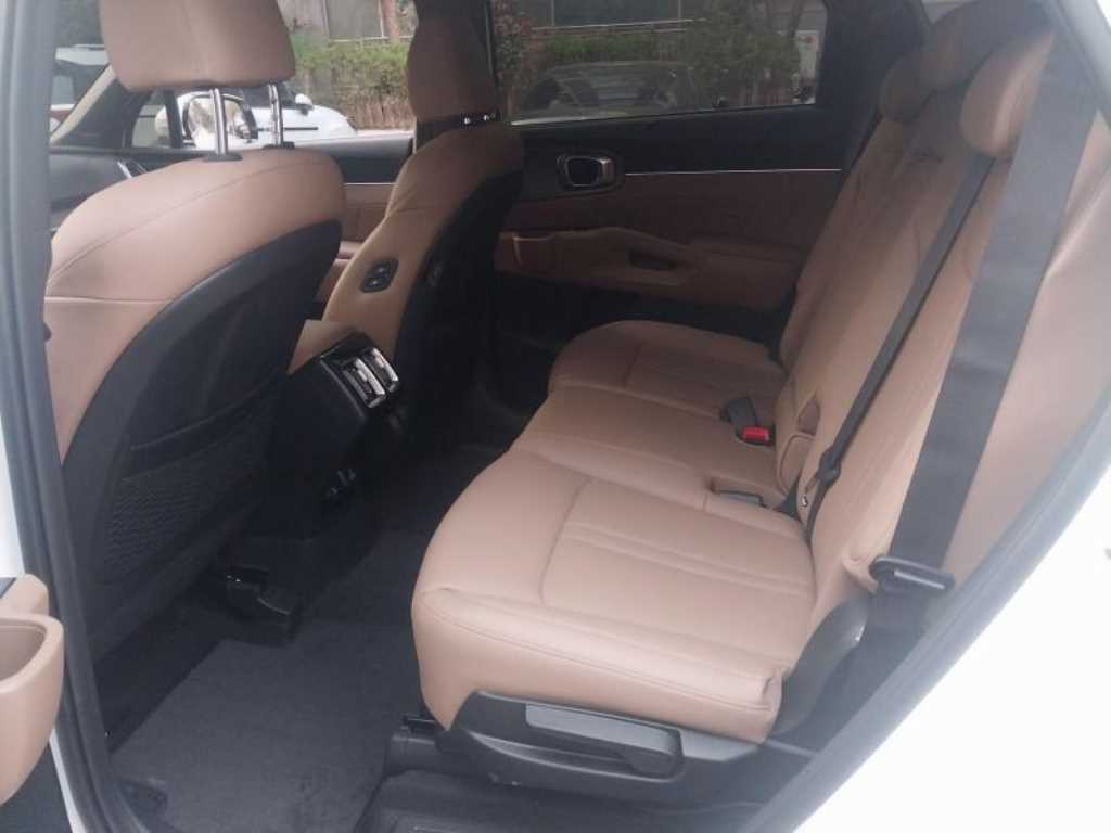 KIA Sorento - Vista 7