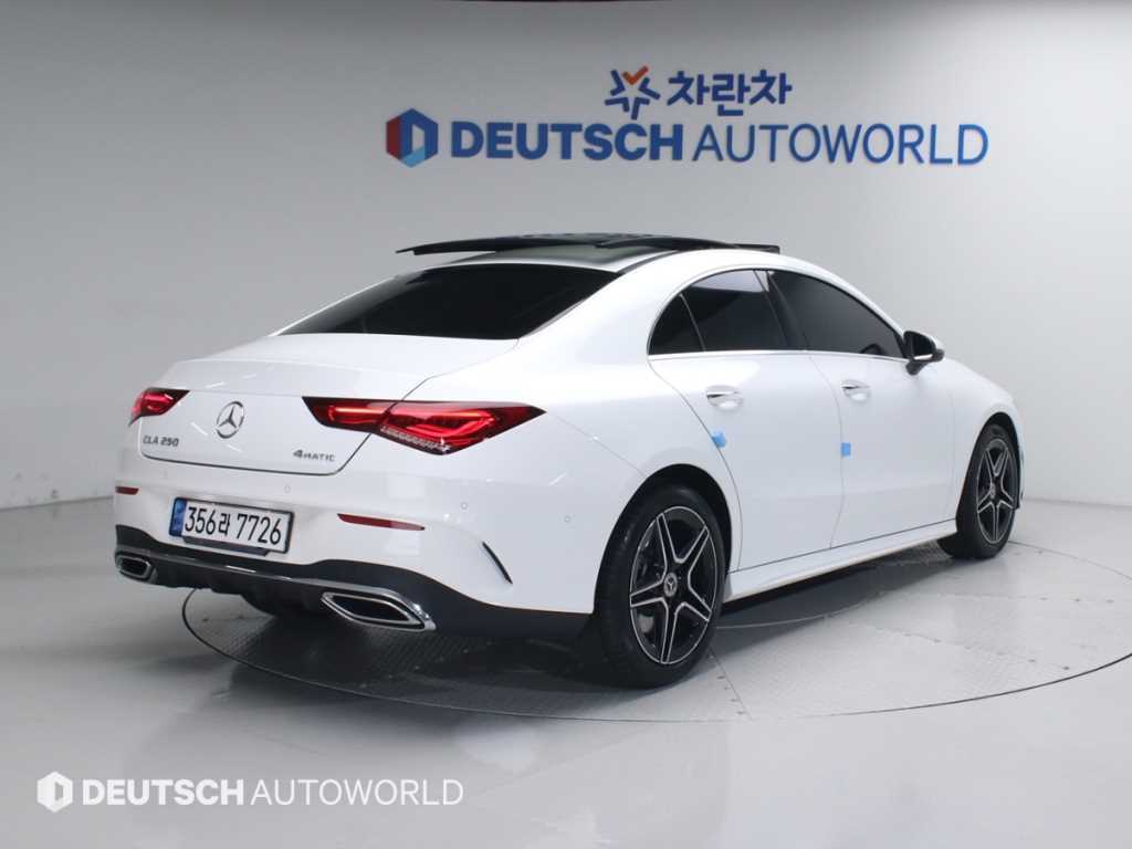 Mercedes Benz CLA Class - Vista 2