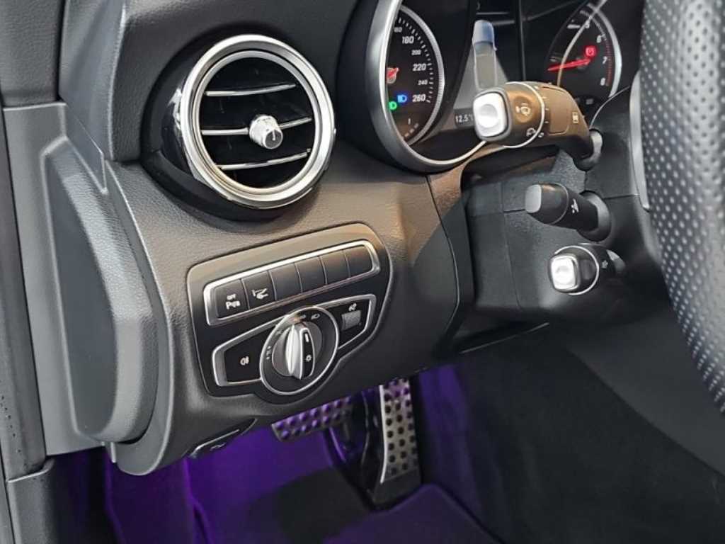 Mercedes Benz C Class 2018 Negro - Importación desde Corea - HF Imports Iquique - Foto 14