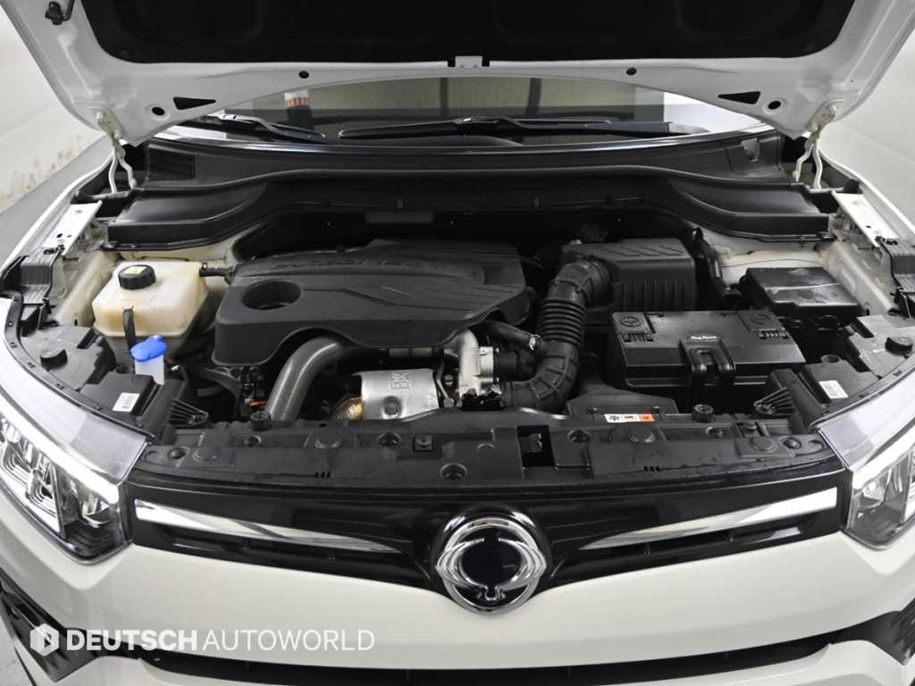 Ssangyong Tivoli - Vista 6