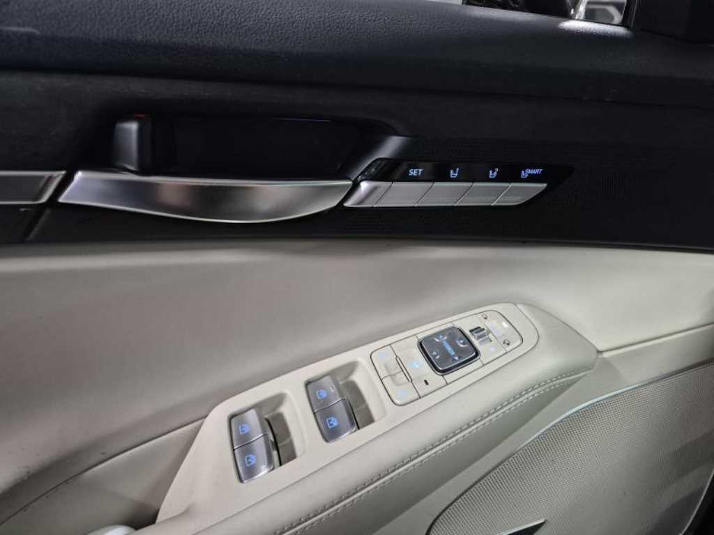 Genesis G90 2019 Negro - Importación desde Corea - HF Imports Iquique - Foto 14