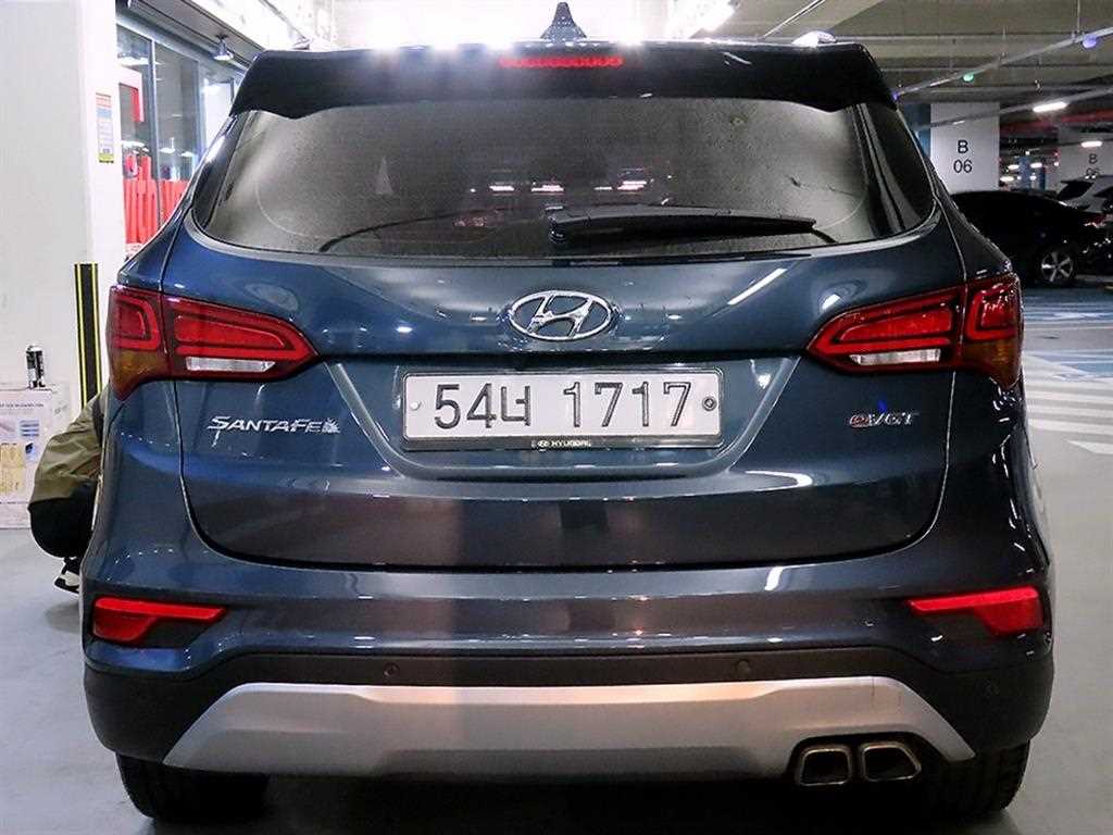 HYUNDAI Santa Fe - Vista 5