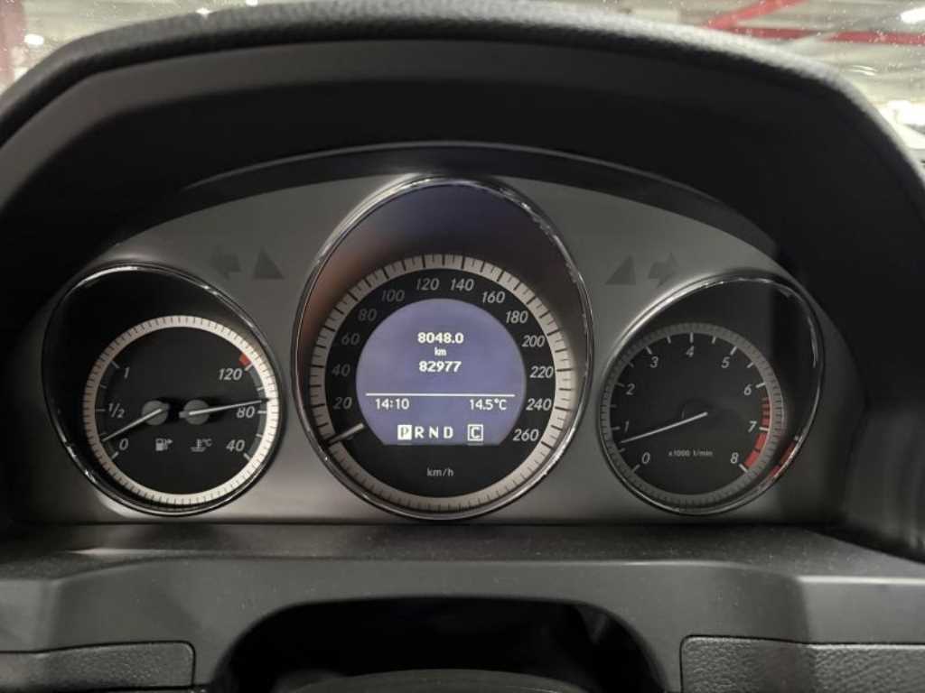 Mercedes Benz C Class - Vista 3