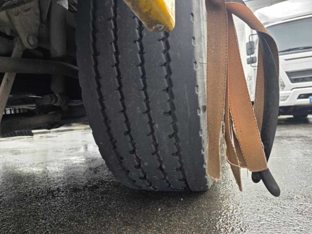 medium and large cargo apChoukJingae - Vista 10