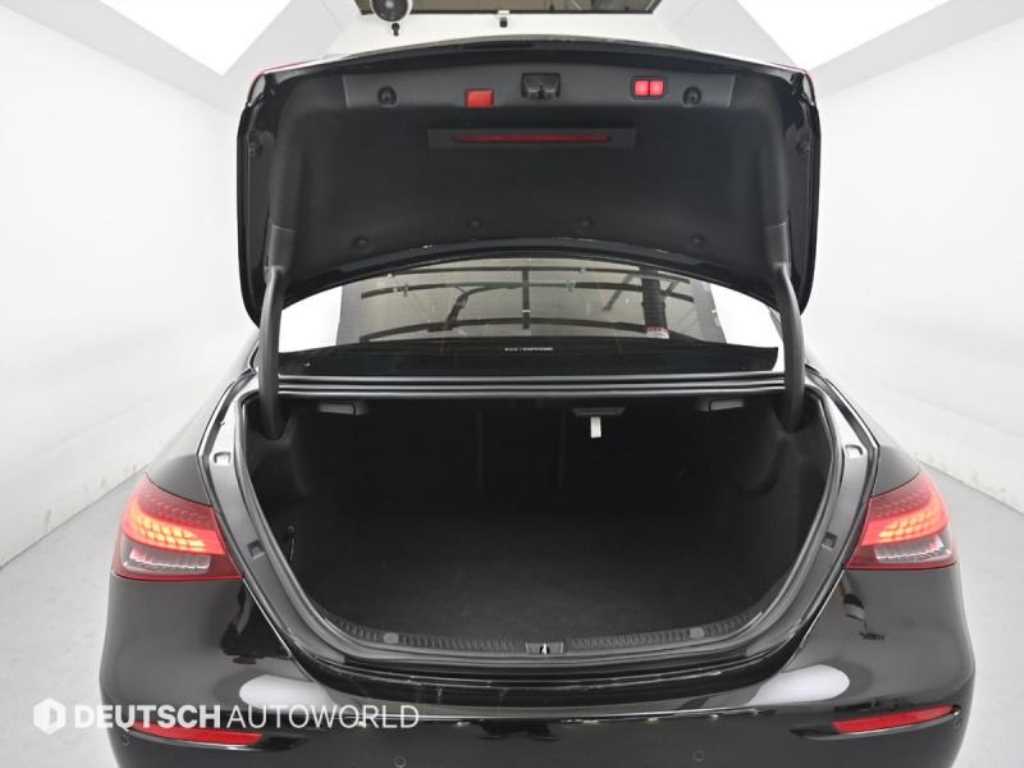 Mercedes Benz E class 2022 Negro - Importación desde Corea - HF Imports Iquique - Foto 19