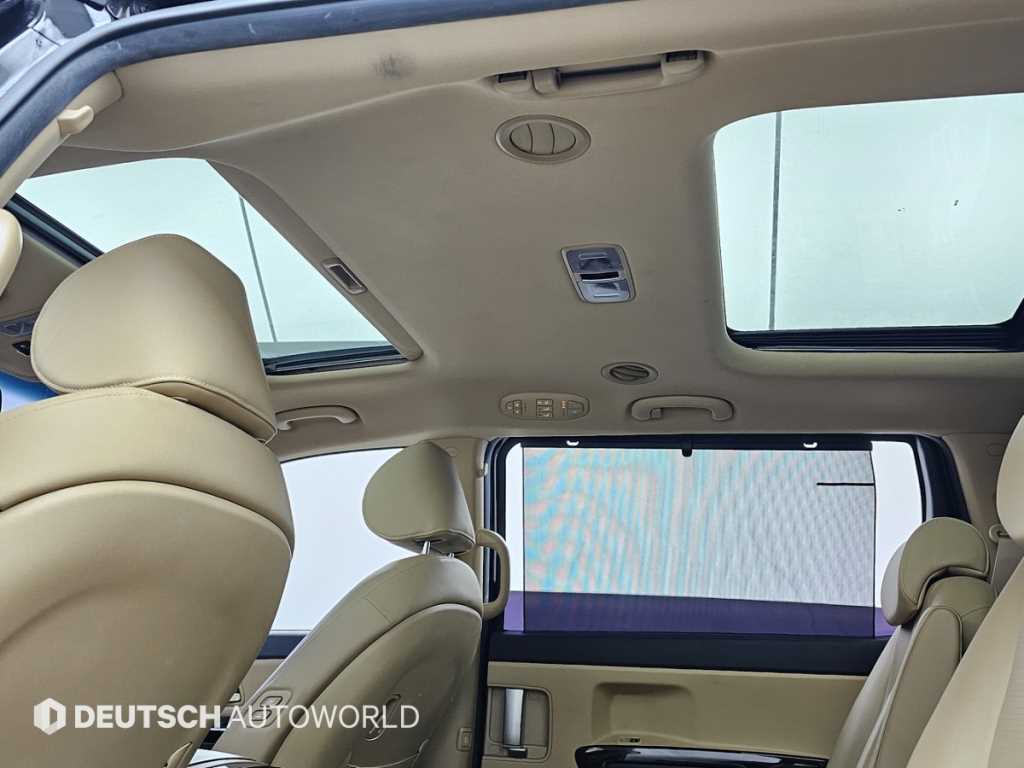 KIA Carnival 2019 Negro - Importación desde Corea - HF Imports Iquique - Foto 18