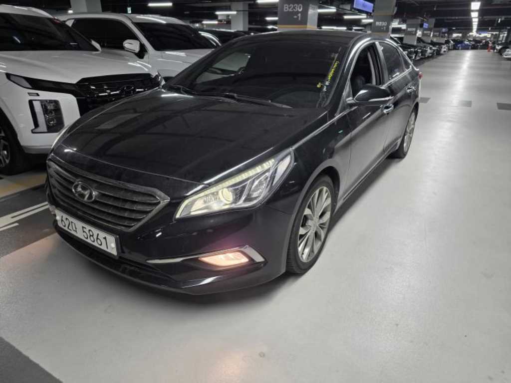 HYUNDAI Sonata - Vista 2