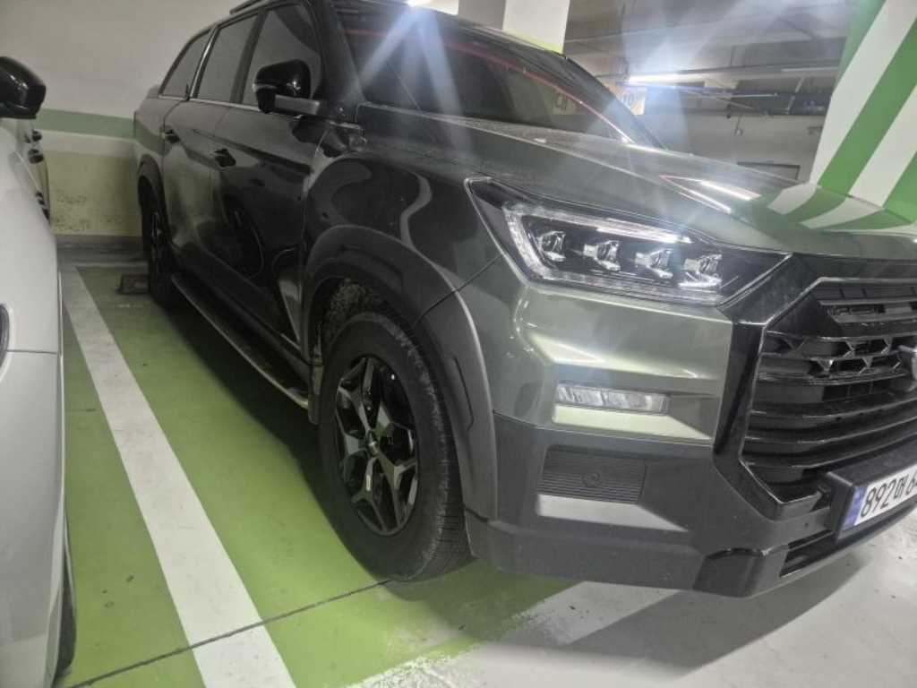 Ssangyong Musso - Vista 2