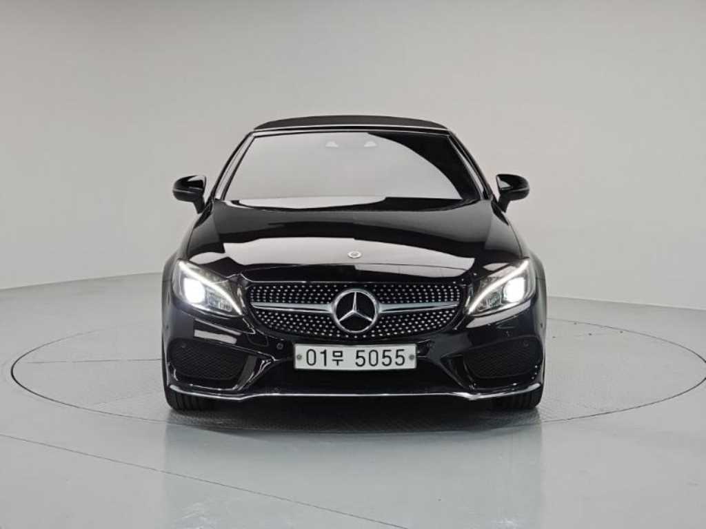 Mercedes Benz C Class 2018 Negro - Importación desde Corea - HF Imports Iquique - Foto 1