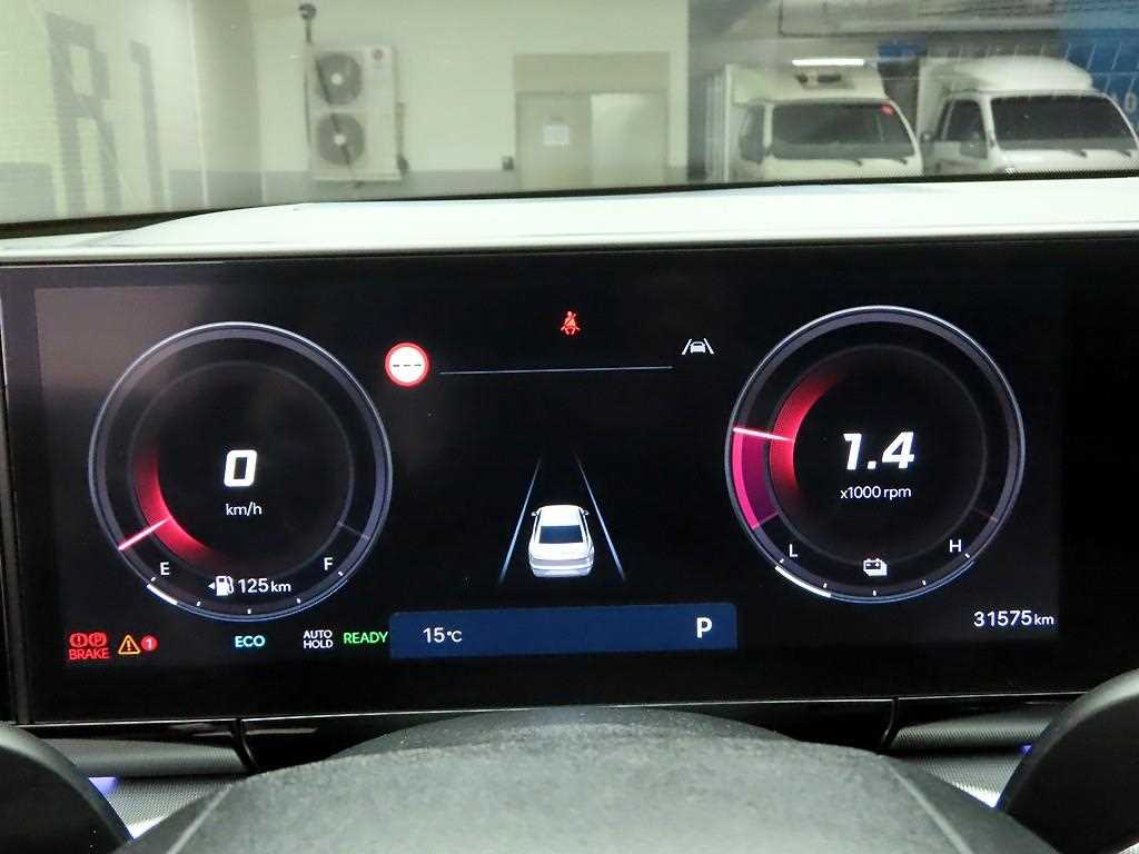 HYUNDAI Grandeur - Vista 5