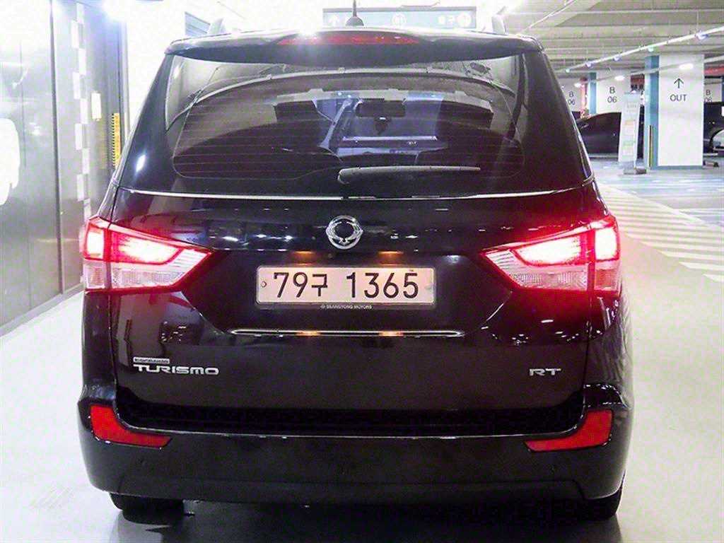 Ssangyong Korando - Vista 5