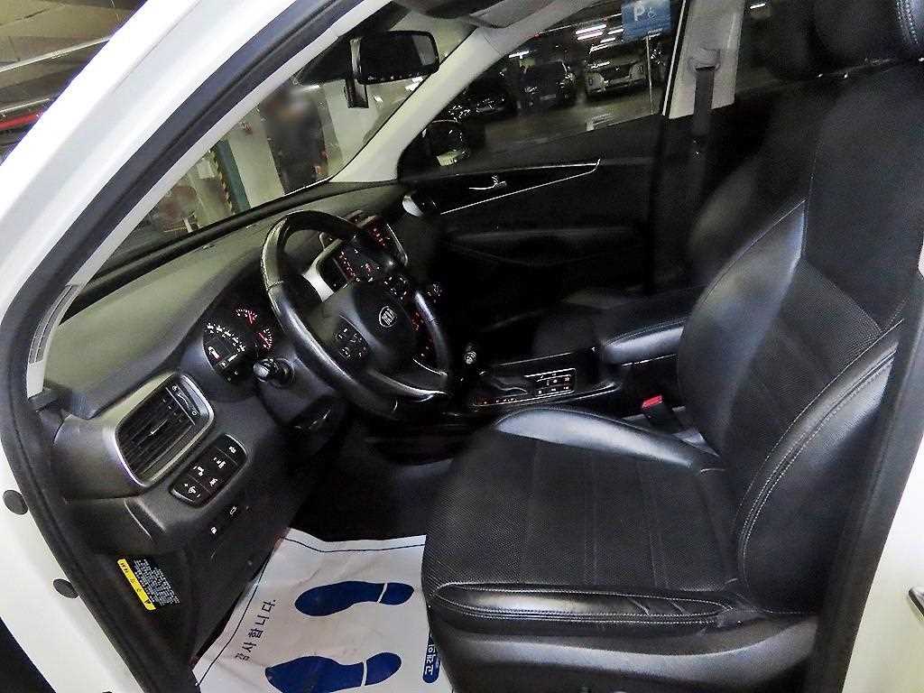 KIA Sorento - Vista 6