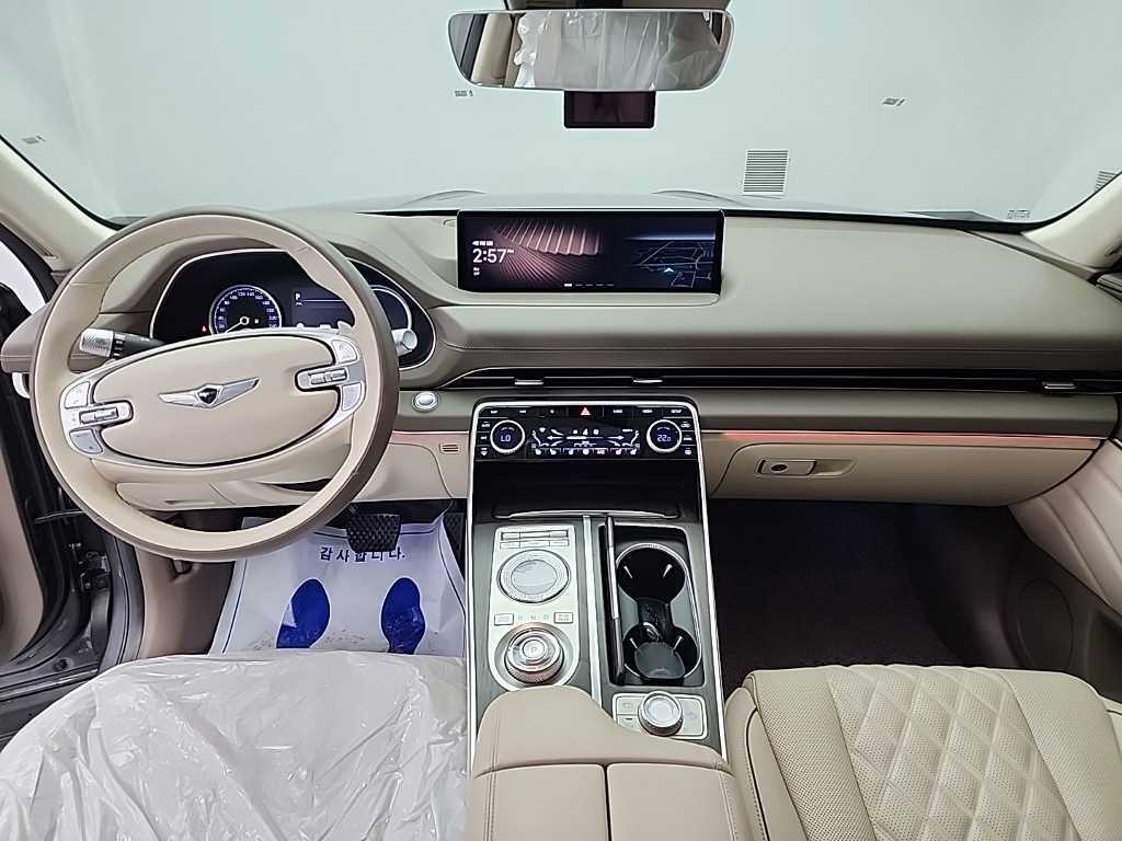 Genesis GV80 - Vista 7