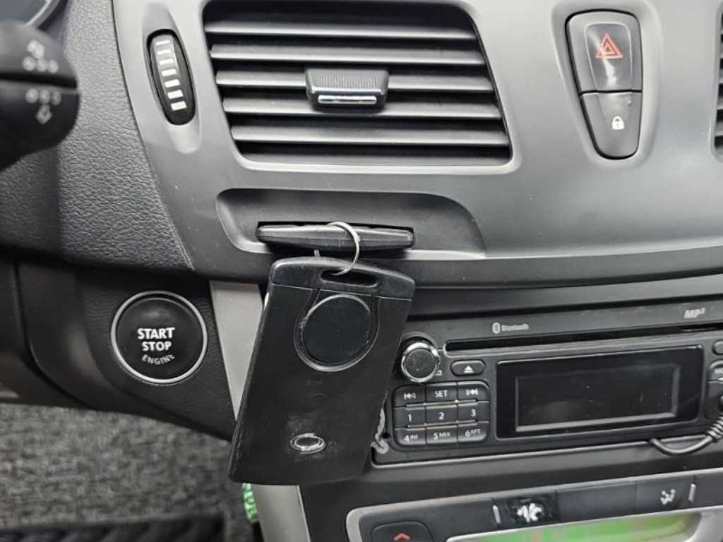 SAMSUNG SM5 2013 Gris - Importación desde Corea - HF Imports Iquique - Foto 13