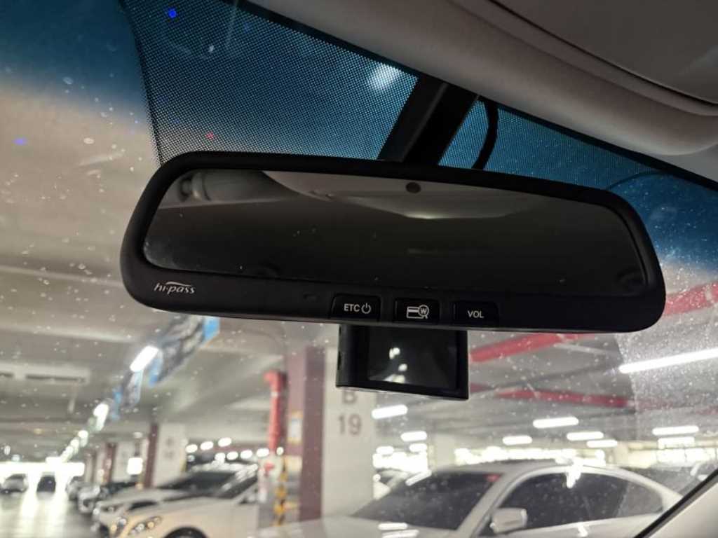 HYUNDAI Santa Fe - Vista 10