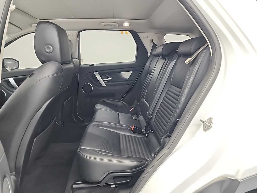 Land Rover Discovery Sports - Vista 12