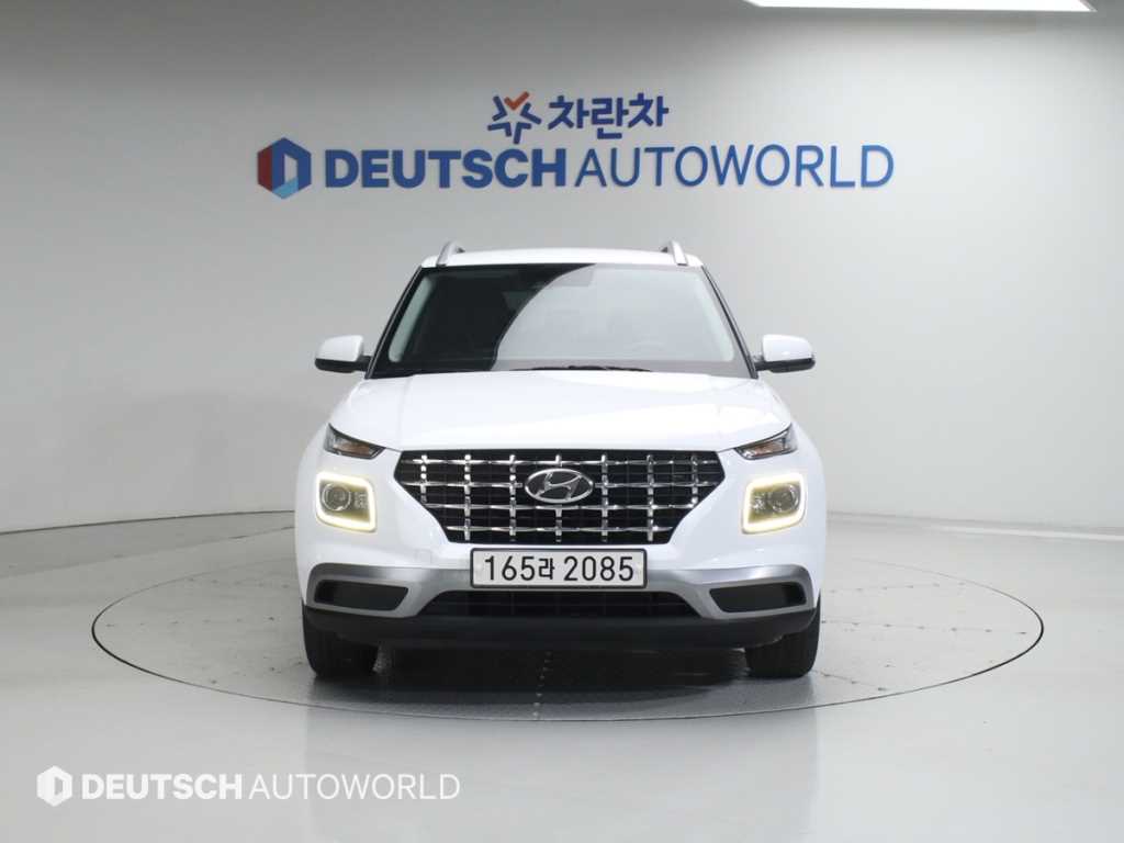 HYUNDAI Venue - Vista 3