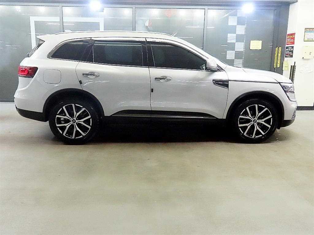 SAMSUNG QM6 - Vista 3