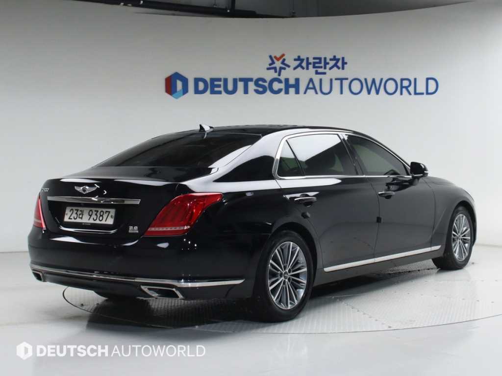 Genesis EQ900 - Vista 2