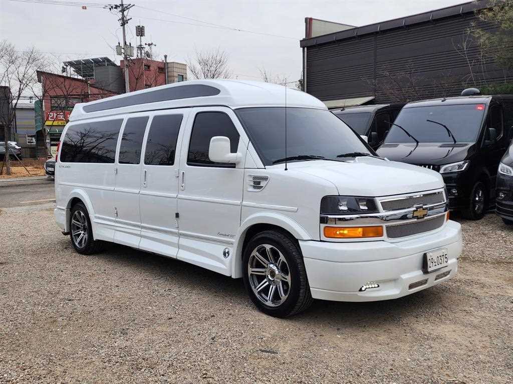 Chevrolet Express van - Vista 3