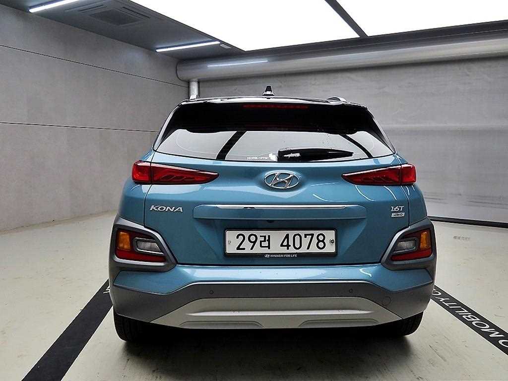 HYUNDAI Kona - Vista 3