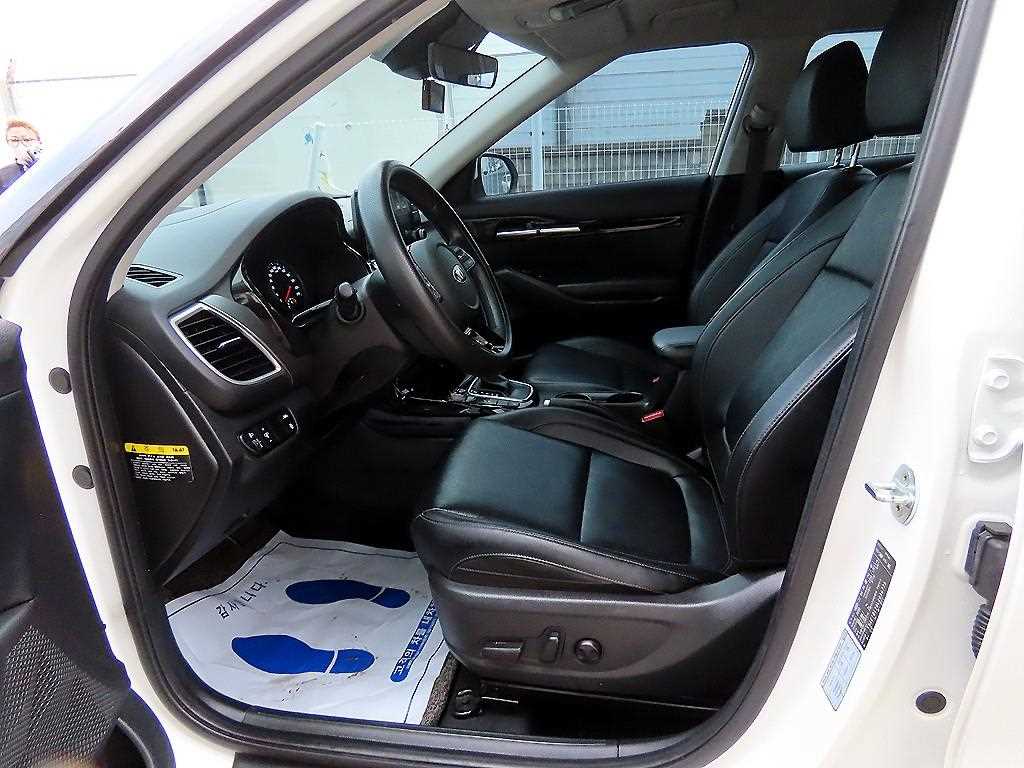 KIA Seltos - Vista 5