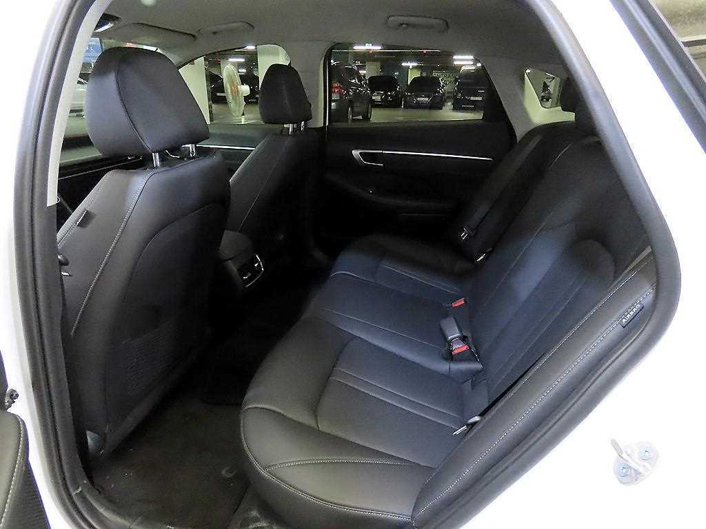 HYUNDAI Sonata - Vista 5