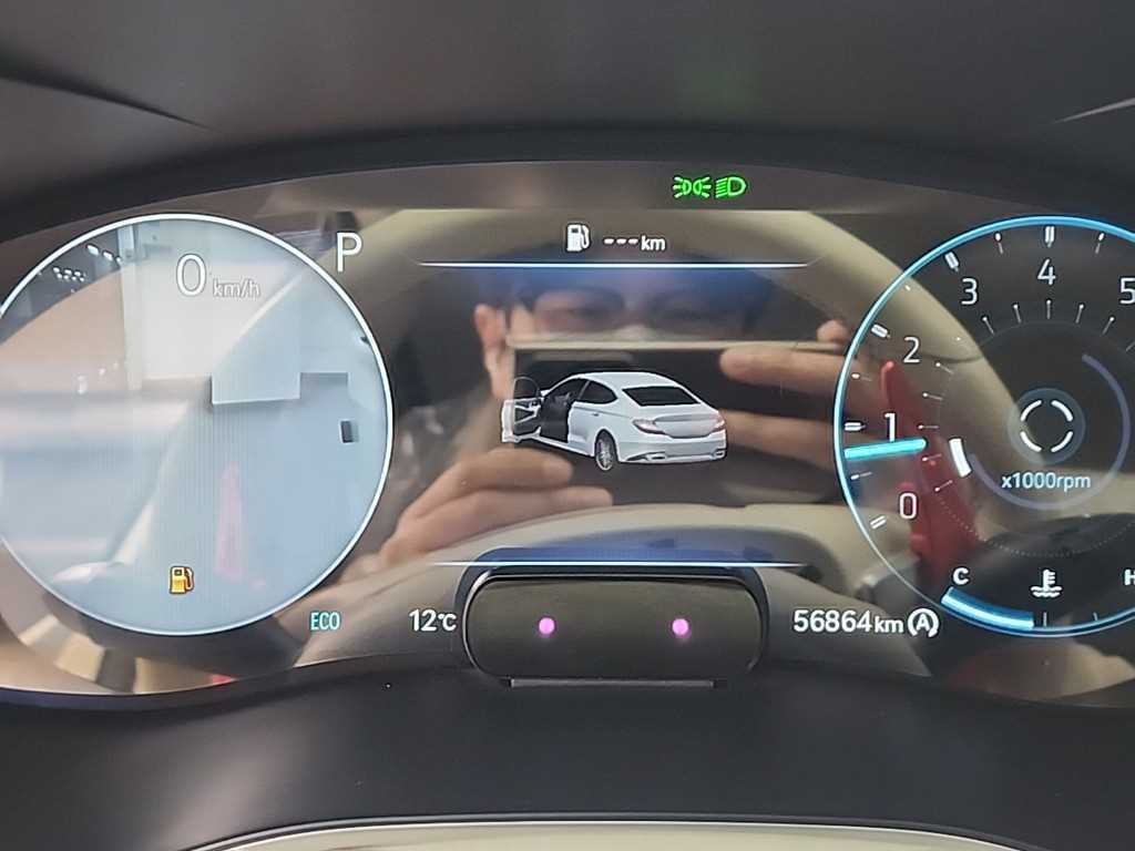 Genesis G70 - Vista 6