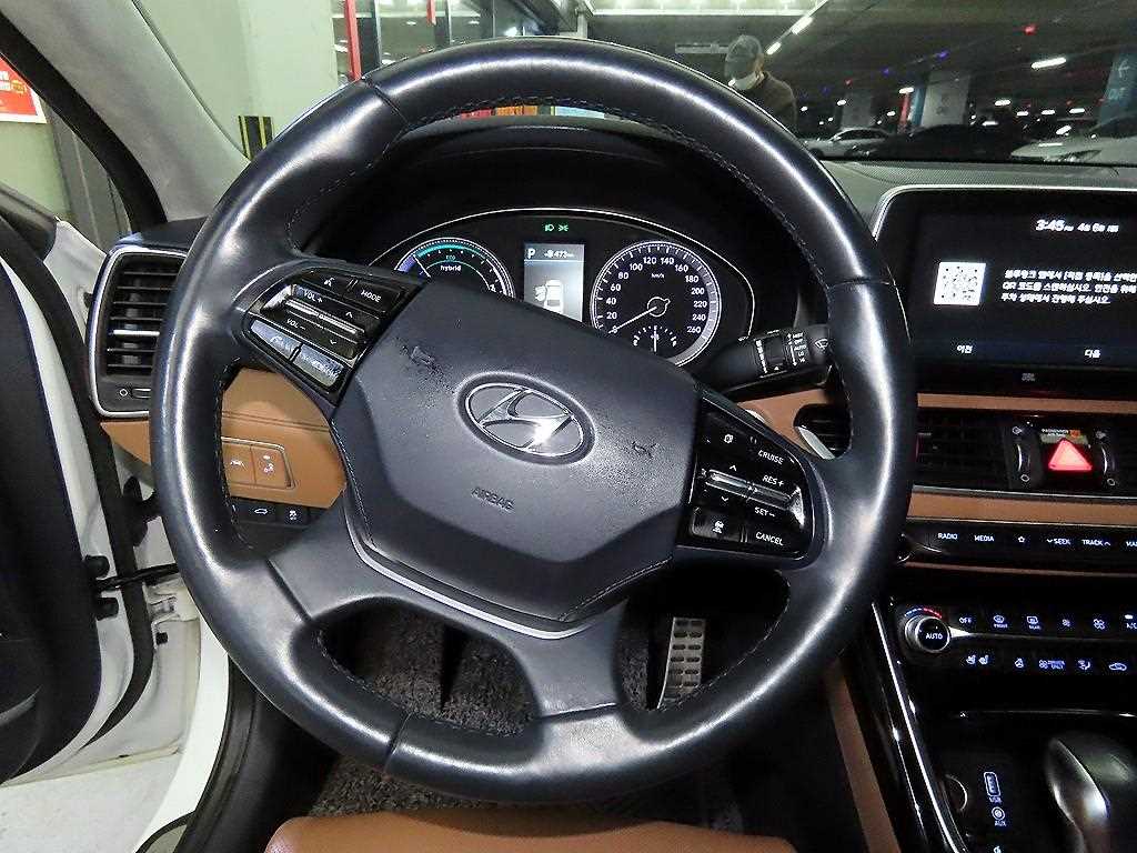 HYUNDAI Grandeur - Vista 8