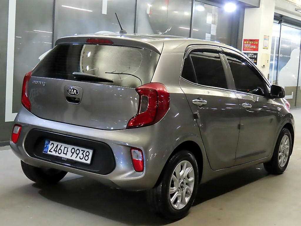 KIA Morning - Vista 4