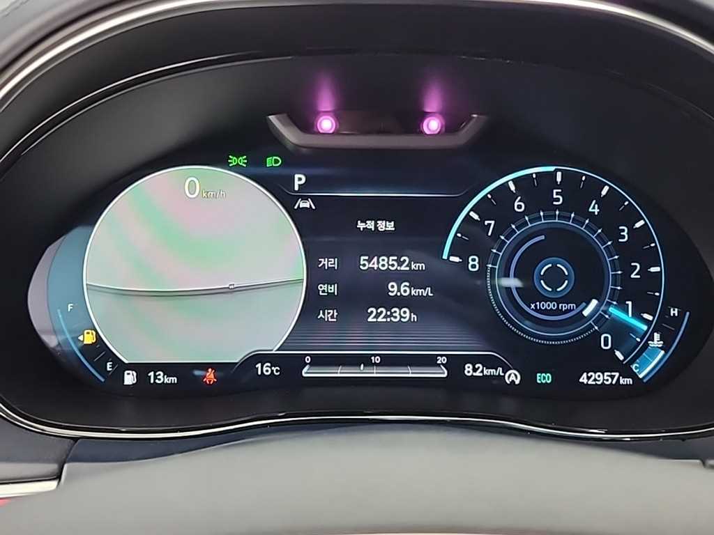 Genesis GV70 - Vista 6