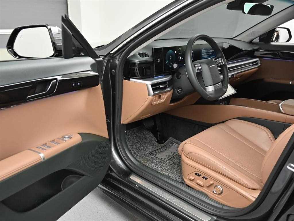 HYUNDAI Grandeur - Vista 11