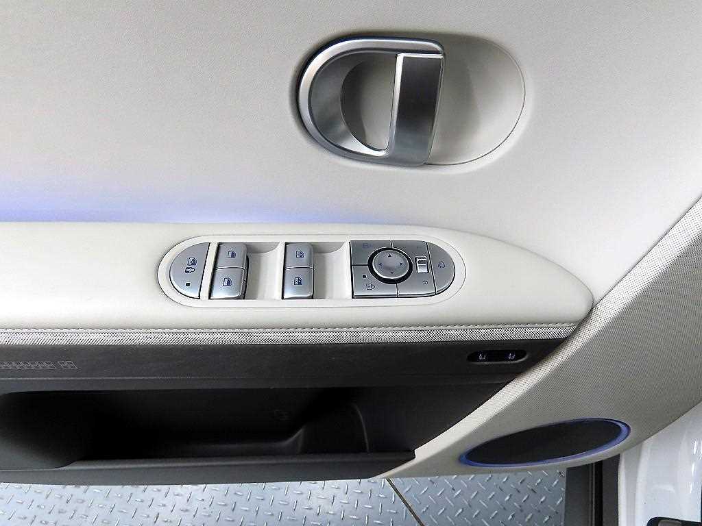 HYUNDAI Ioniq 5 - Vista 11