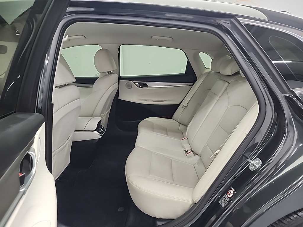 HYUNDAI Grandeur - Vista 12