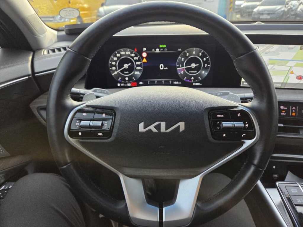 KIA K8 - Vista 5