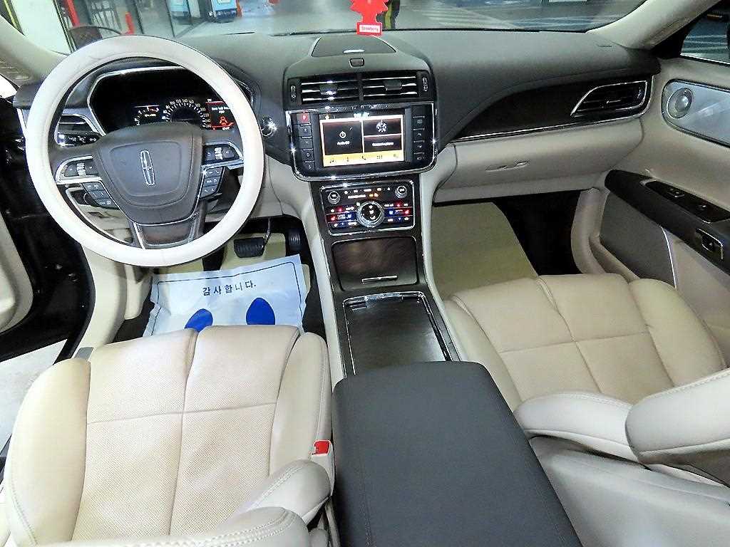 Lincoln Continental - Vista 10