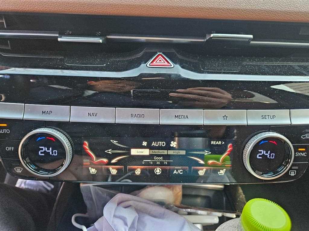 Genesis G80 2022 Blanco - Importación desde Corea - HF Imports Iquique - Foto 15