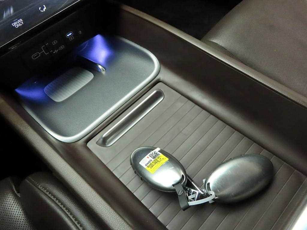 HYUNDAI Grandeur - Vista 9