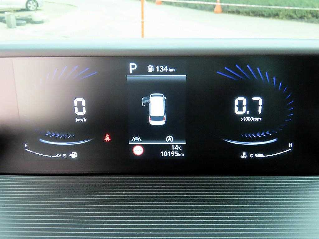 HYUNDAI Staria - Vista 9