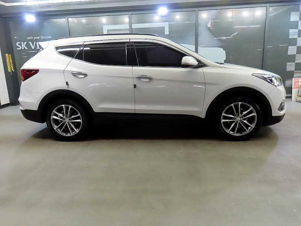 HYUNDAI Santa Fe - Vista 3