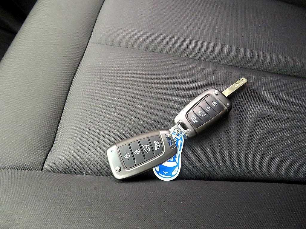 HYUNDAI Staria 2022 Blanco - Importación desde Corea - HF Imports Iquique - Foto 18