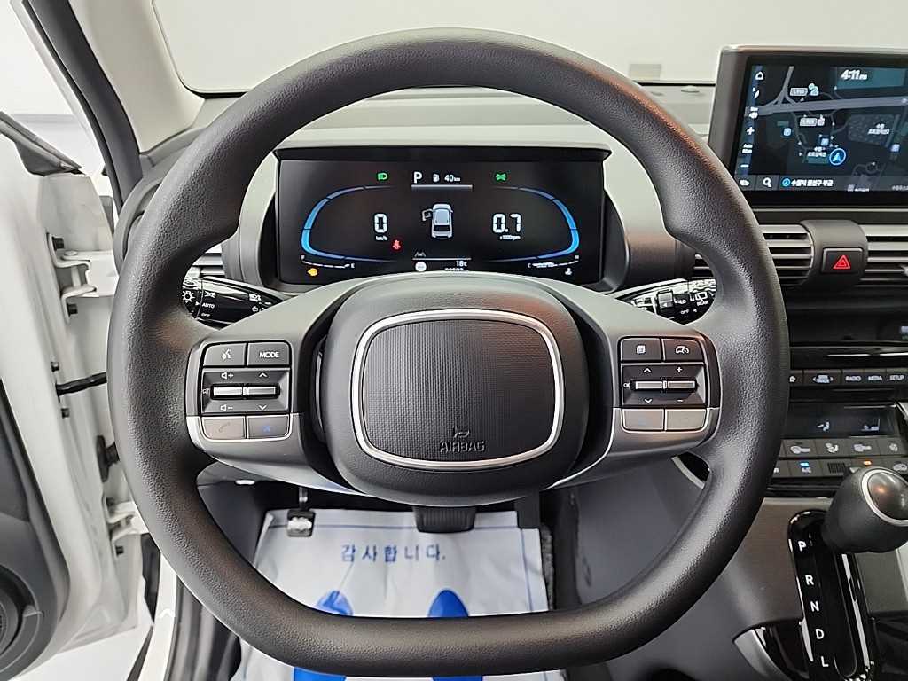 HYUNDAI Casper - Vista 10