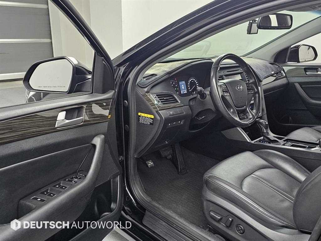 HYUNDAI Sonata - Vista 11