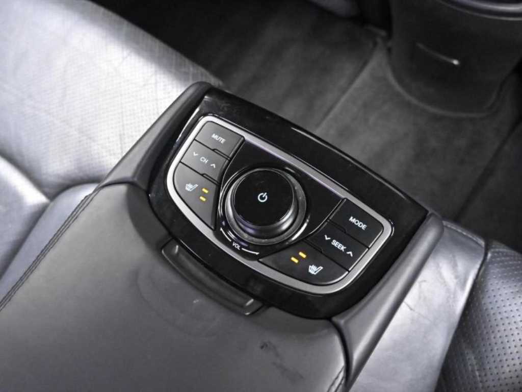 HYUNDAI Grandeur 2012 Negro - Importación desde Corea - HF Imports Iquique - Foto 16