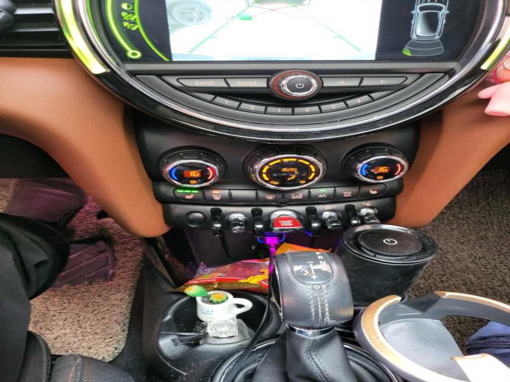 Mini Cooper - Vista 8