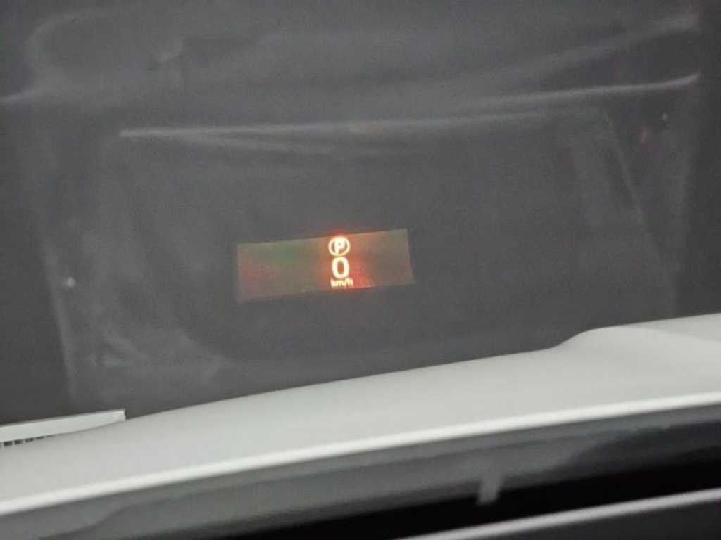 Jaguar XF - Vista 10