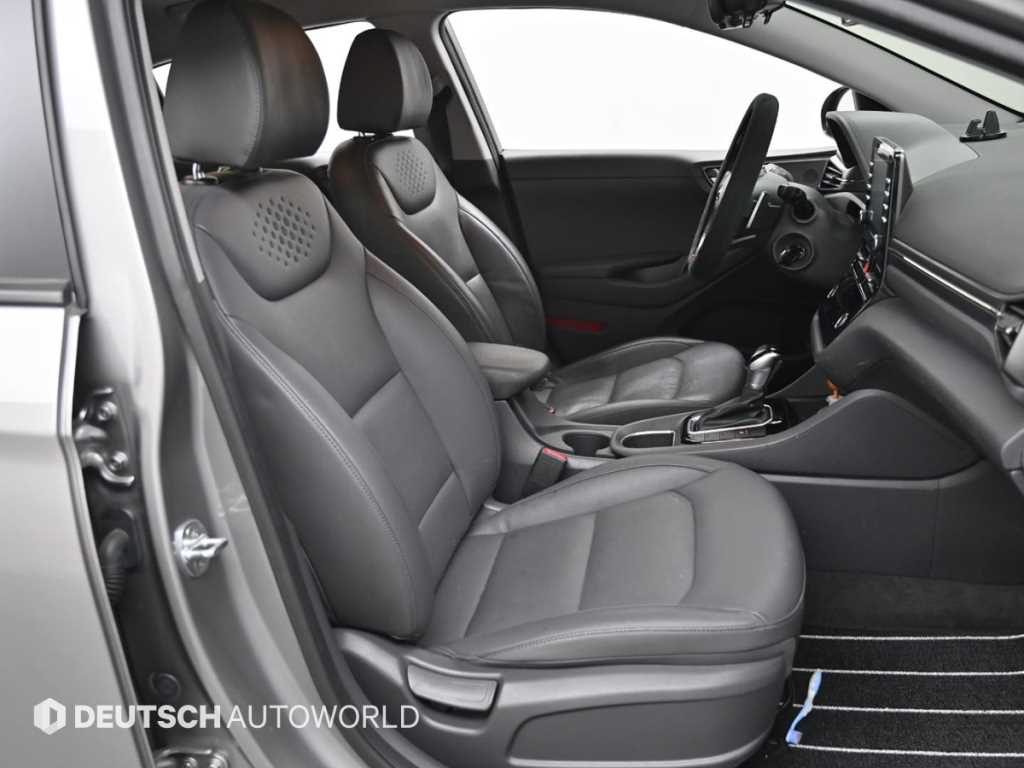 HYUNDAI Ioniq - Vista 10